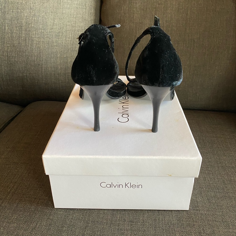 Calvin Klein Velvet Heels - Picture 3 of 7